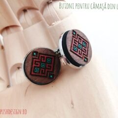 Butoni din lemn