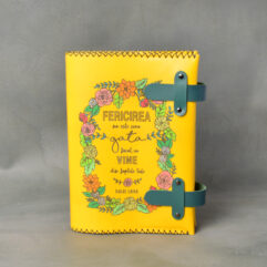 Coperta din piele naturala detasabila cu agenda nedatata "I am not stuck.."